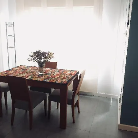 Dos Torres Bilbo Puerta Del Carmen Zaragoza