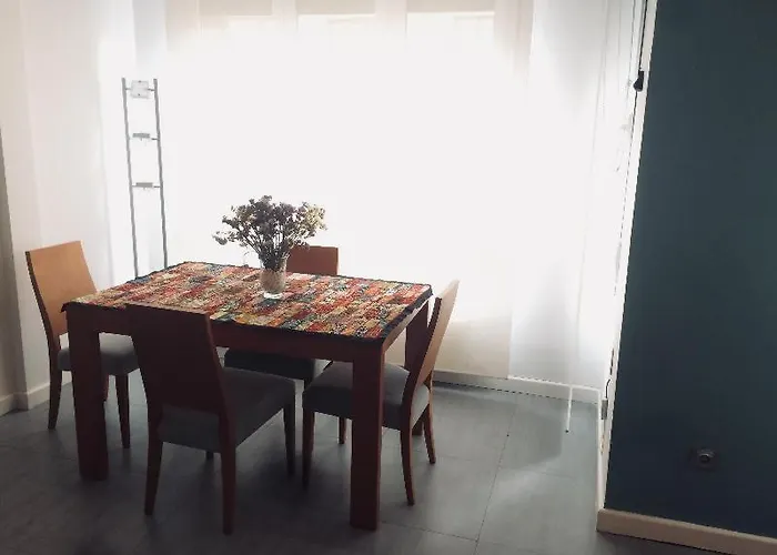 Dos Torres Bilbo Puerta Del Carmen Zaragoza