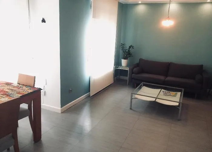 Dos Torres Bilbo Puerta Del Carmen Zaragoza