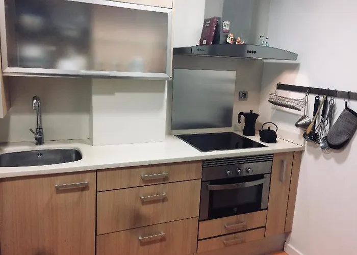 Dos Torres Bilbo Puerta Del Carmen Apartman Zaragoza